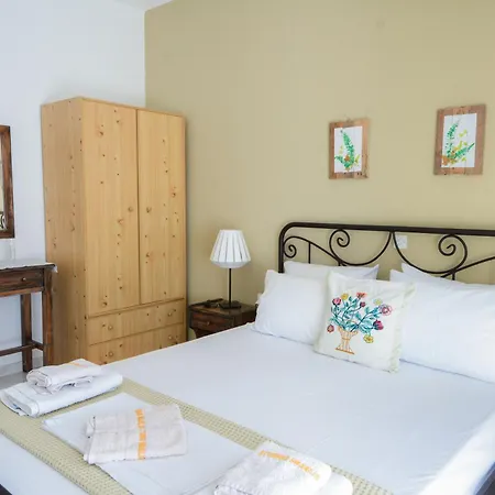 Heracles Apartment *