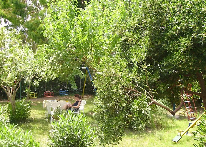 Heracles Apartament Rovies